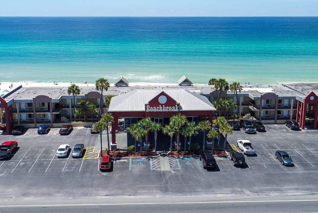 Ramada By Wyndham Panama City Beach / Beachfront Exterior photo