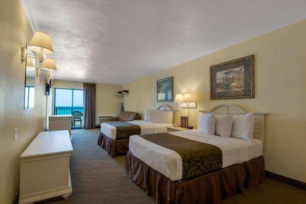 Ramada By Wyndham Panama City Beach / Beachfront Room photo