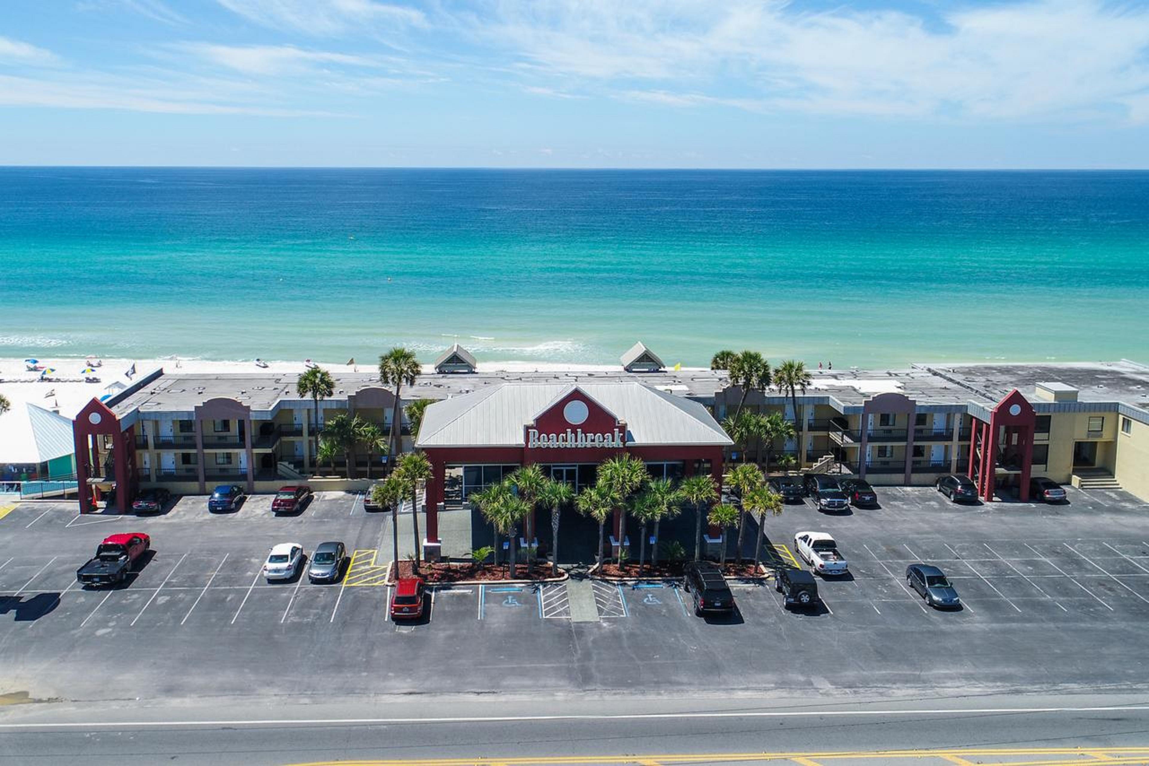 Ramada By Wyndham Panama City Beach / Beachfront Exterior photo