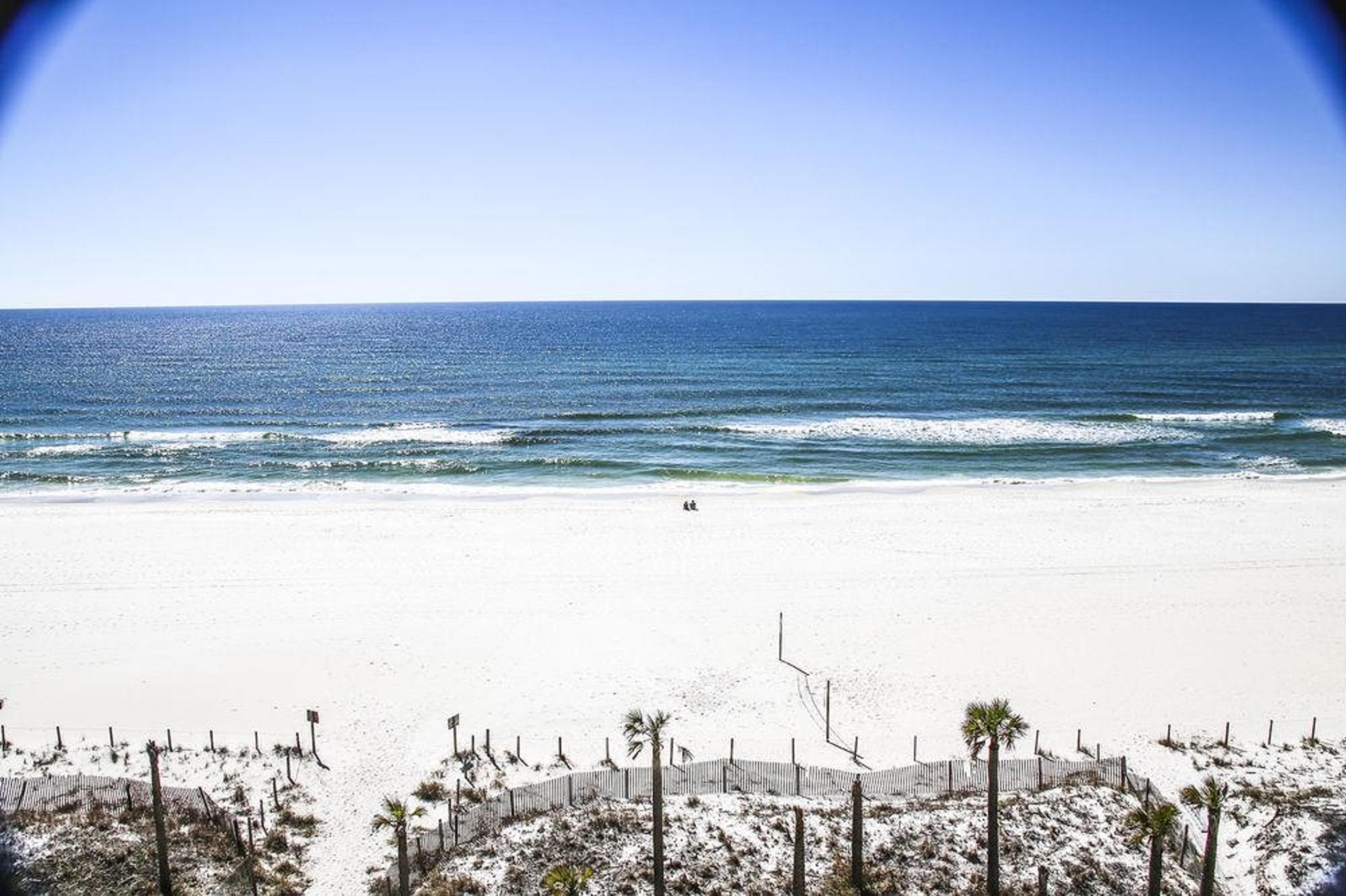 Ramada By Wyndham Panama City Beach / Beachfront Exterior photo