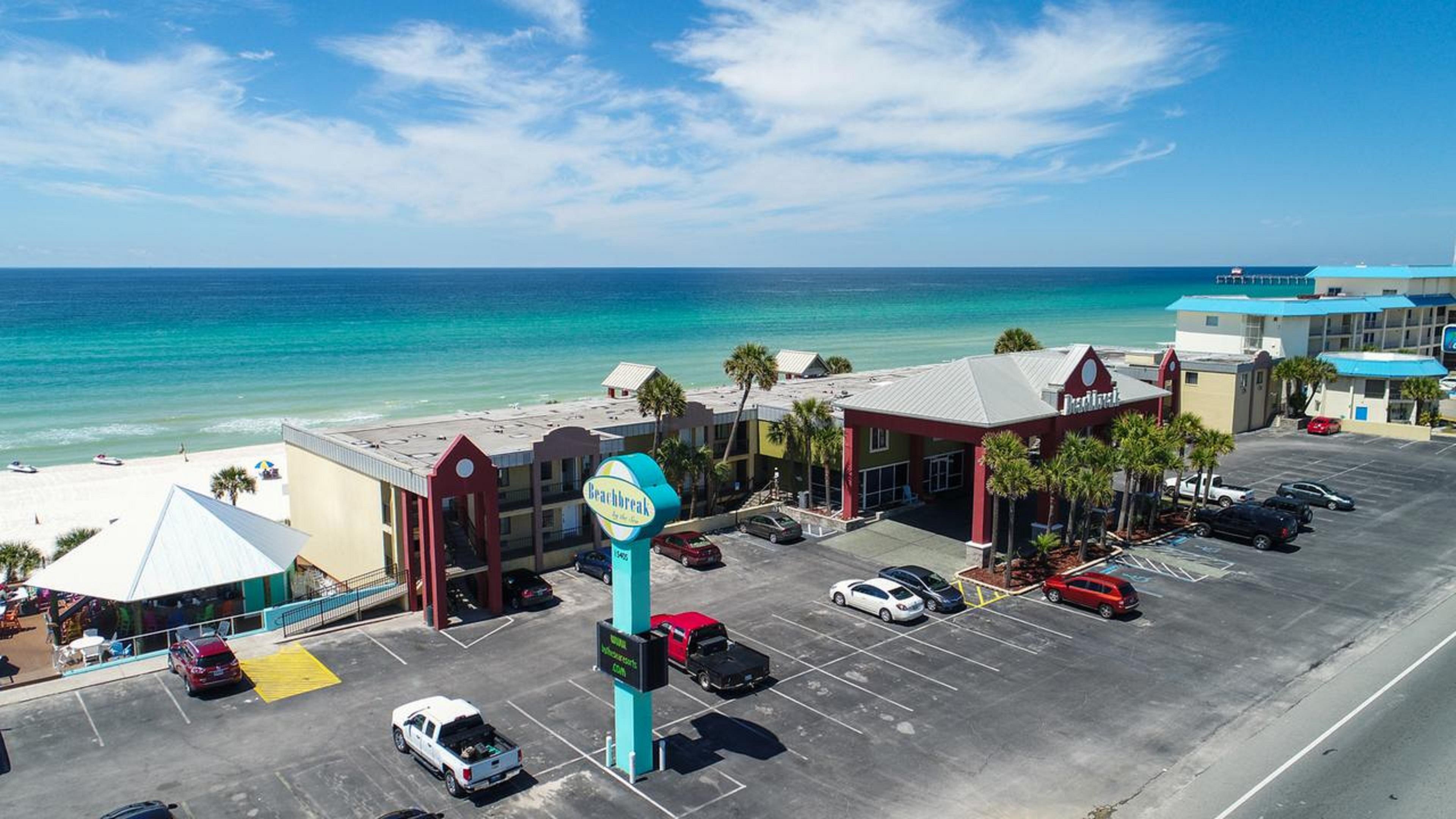 Ramada By Wyndham Panama City Beach / Beachfront Exterior photo