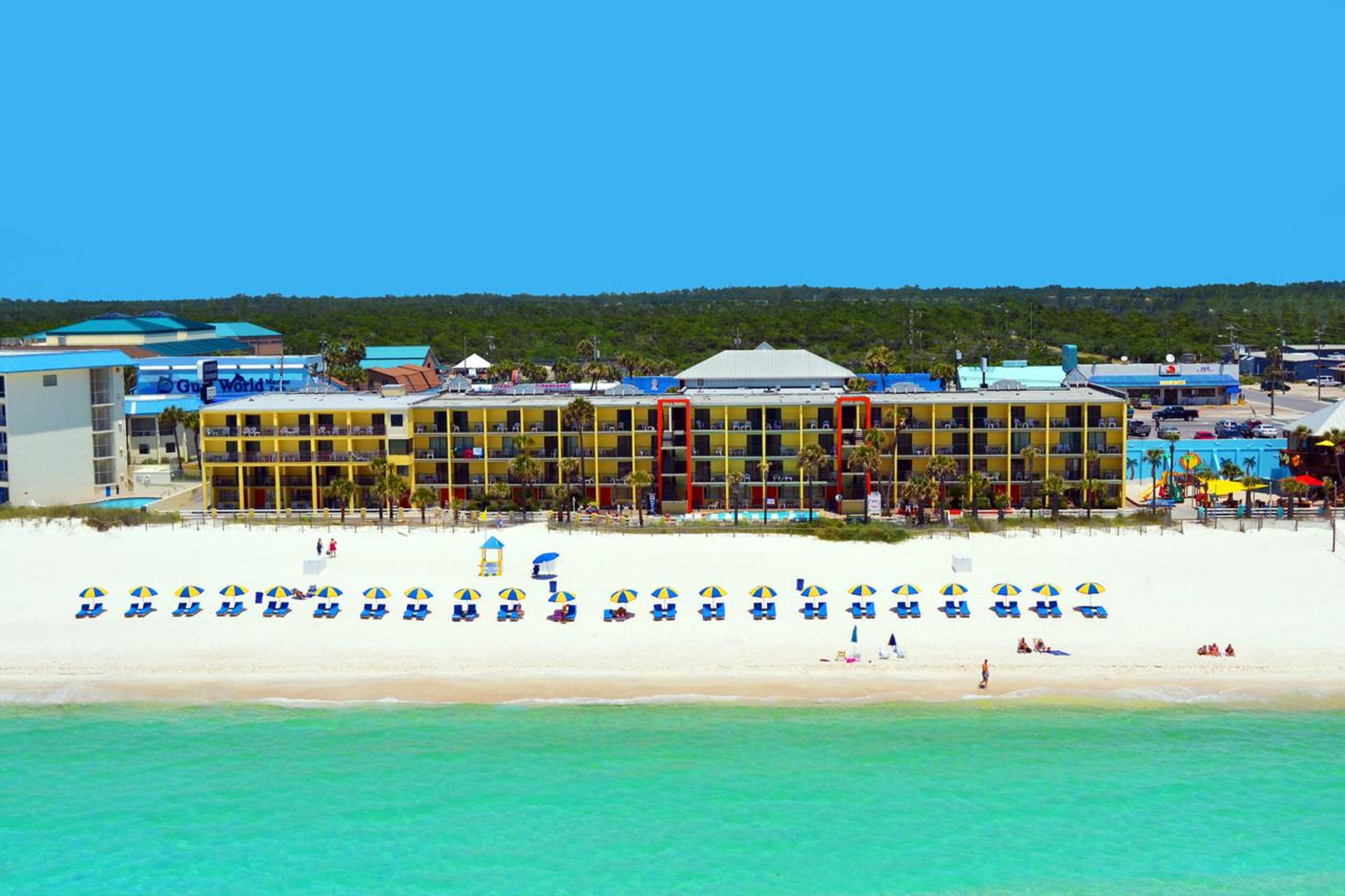 Ramada By Wyndham Panama City Beach / Beachfront Exterior photo