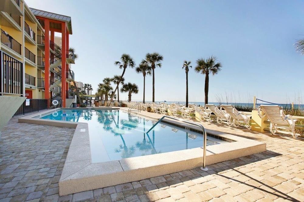 Ramada By Wyndham Panama City Beach / Beachfront Exterior photo